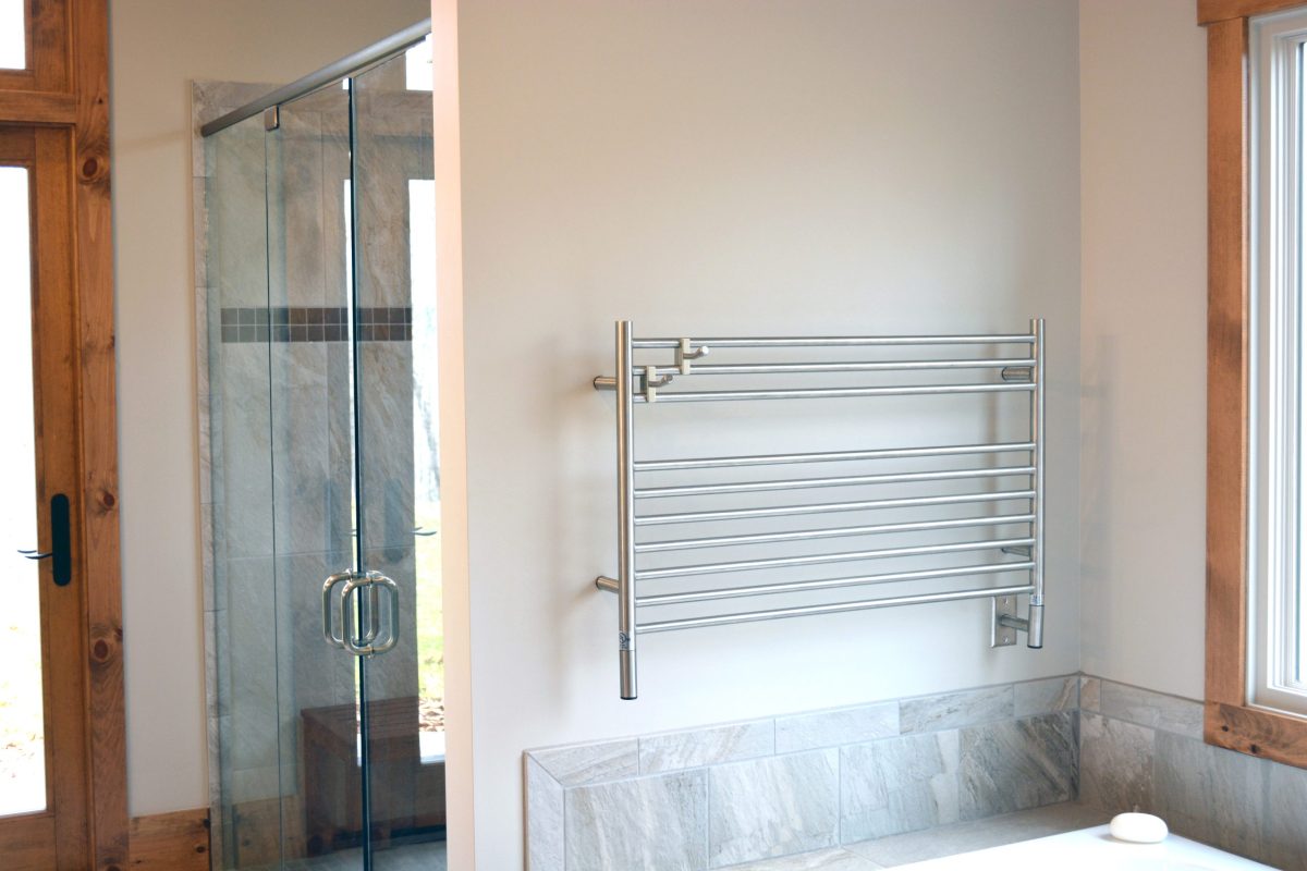 Jeeves Model L Straight 10 Bar Hardwired Towel Warmer in Brushed